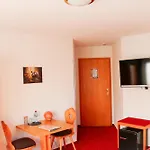 Vendégház House Of Happiness By Apartmentglueck