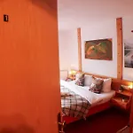 House Of Happiness By Apartmentglueck 3*
