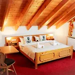 House Of Happiness By Apartmentglueck