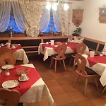 House Of Happiness By Apartmentglueck שלוכזי