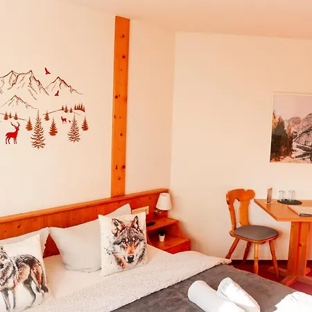Casa de hóspedes House Of Happiness By Apartmentglueck 3*