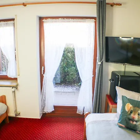 House Of Happiness Πανσιόν 3*