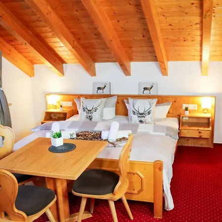 House Of Happiness Schluchsee Pensjonat 3*