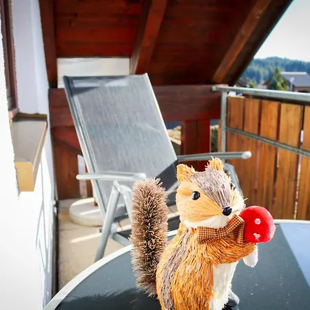 Πανσιόν House Of Happiness 3*