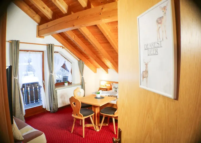 House Of Happiness 3*